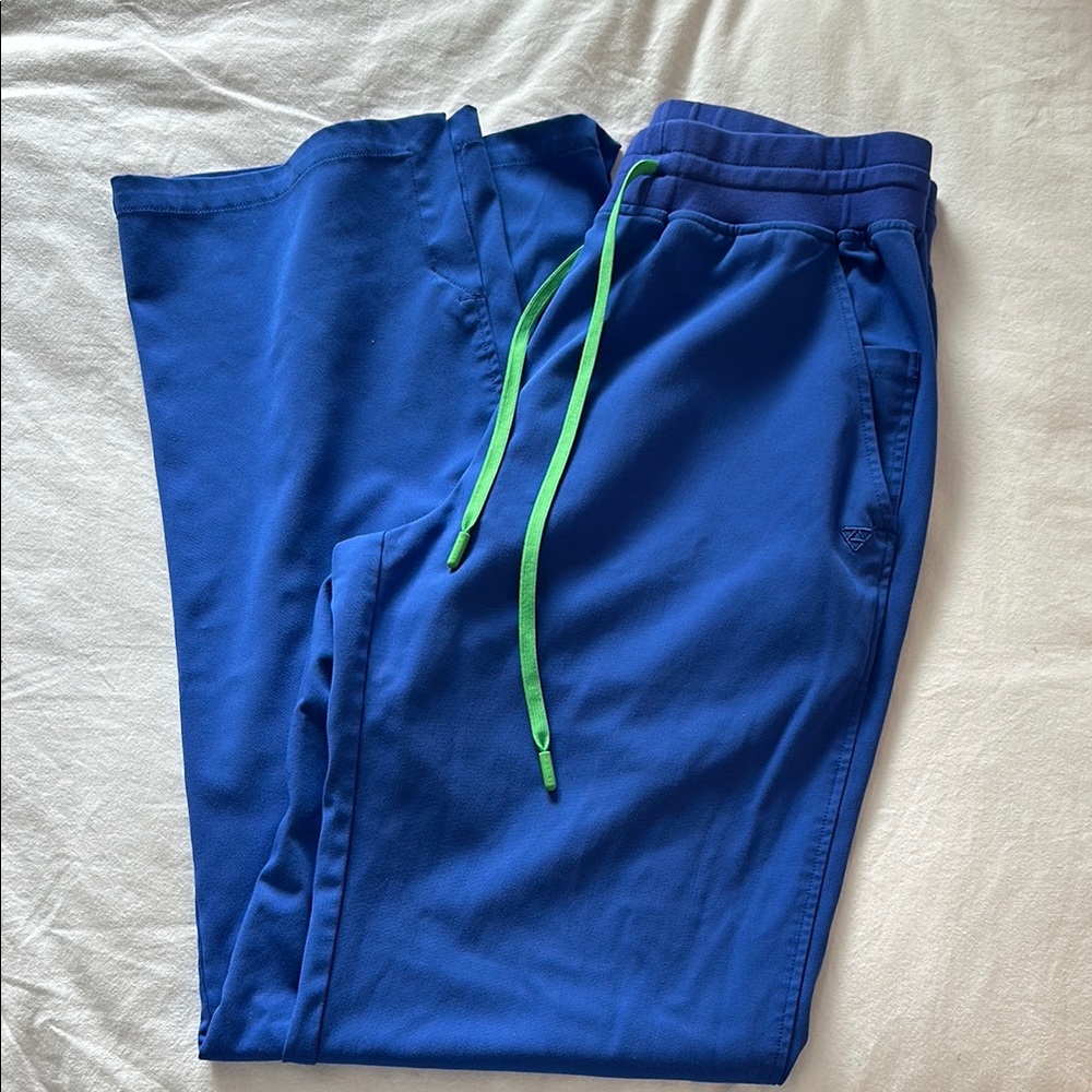 Welles scrub pants